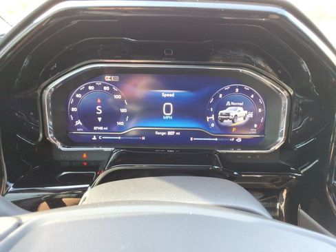 Certified 2024 Chevrolet Silverado 1500 LT Trail Boss w/ Protection Package AWD/4WD image 30