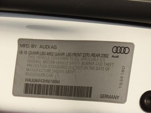 Used 2017 Audi A4 2.0T Premium Plus image 31