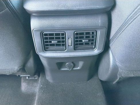 Used 2023 Toyota RAV4 LE image 19