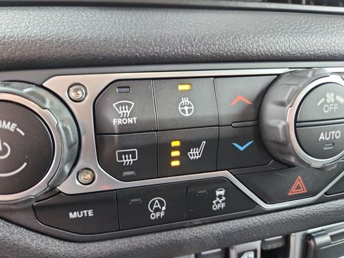 New 2025 Jeep Gladiator Willys image 34