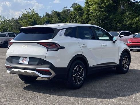 Used 2023 Kia Sportage LX FWD image 3