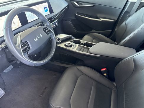 Used 2024 Kia EV6 Wind RWD image 9