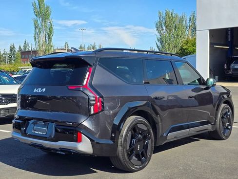 Certified 2024 Kia EV9 GT-Line AWD/4WD image 6