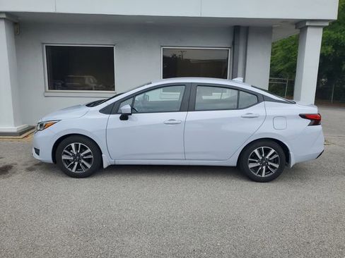 Certified 2025 Nissan Versa SV w/ Trunk Package FWD image 10