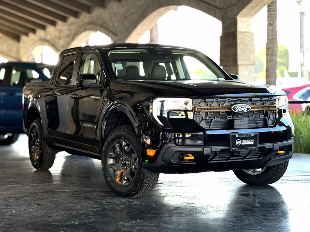New 2026 Ford Maverick Tremor AWD/4WD image 3