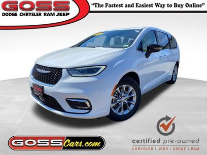 Used 2026 Chrysler Pacifica Limited