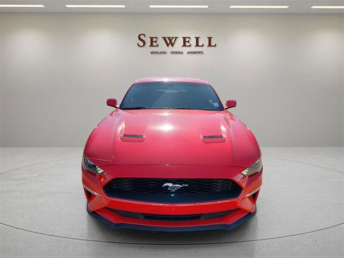 Used 2020 Ford Mustang Premium image 8