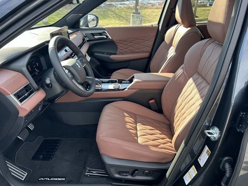 New 2026 Mitsubishi Outlander SEL image 21