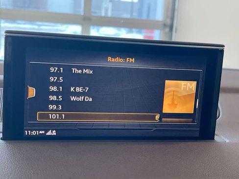 Used 2019 Audi Q7 3.0T Premium Plus w/ Premium Plus Package image 16