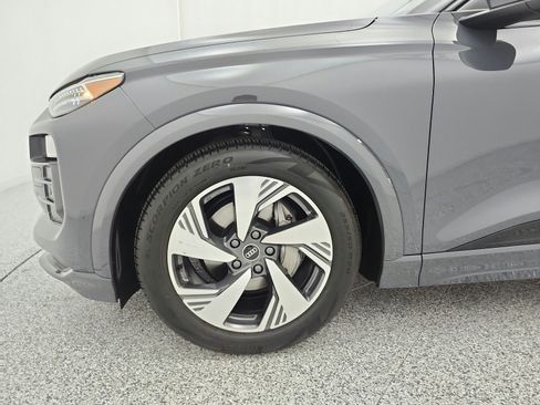 Used 2025 Audi Q6 e-tron Prestige w/ Black Warm Weather Package AWD/4WD image 25