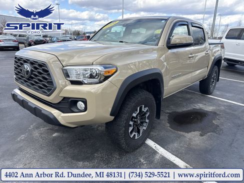 Used 2020 Toyota Tacoma TRD Off-Road image 1