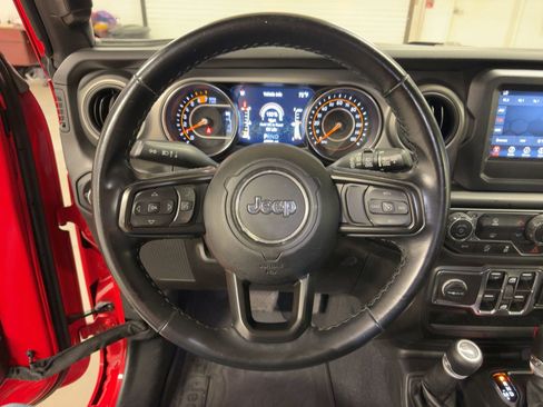 Used 2021 Jeep Wrangler Unlimited Sport image 15