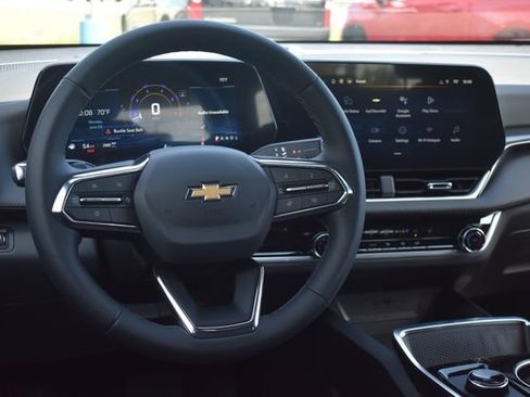 New 2026 Chevrolet Equinox LT w/ Safety and Technology Package AWD/4WD image 20