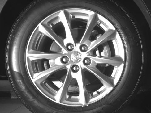 Used 2021 Buick Envision Preferred FWD image 11
