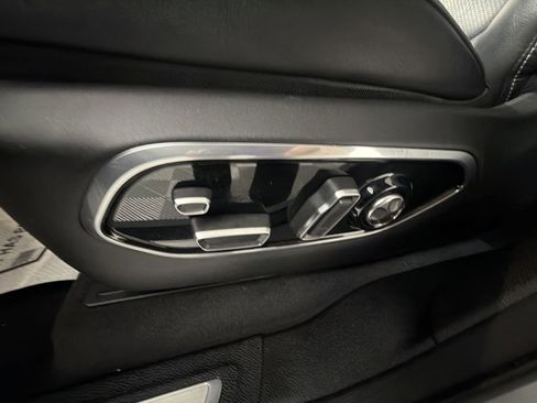 Used 2023 Jeep Grand Cherokee L Overland w/ Advanced Protech Group III image 14