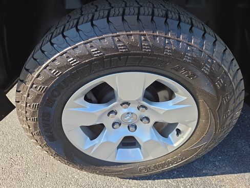 Used 2021 RAM 1500 Big Horn AWD/4WD image 11