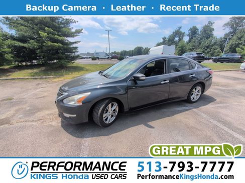 Used 2014 Nissan Altima 2.5 SL w/ Technology Package FWD image 1