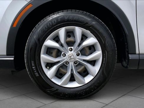 Used 2023 Honda CR-V LX image 11