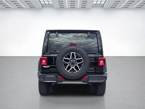 New 2026 Jeep Wrangler Sahara image 4