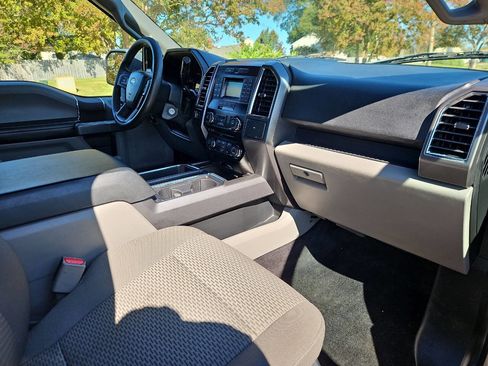 Used 2015 Ford F150 XLT w/ Trailer Tow Package image 15