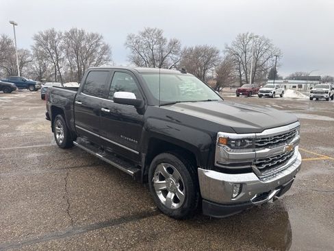 Used 2018 Chevrolet Silverado 1500 LTZ w/ Sport Package image 7