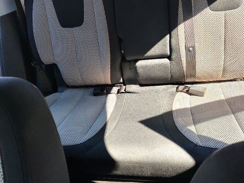 Used 2014 Chevrolet Equinox LT w/ Driver Convenience Package image 12