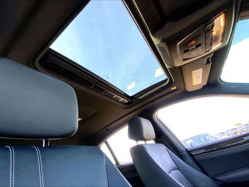 Used 2017 BMW X4 M40i image 14