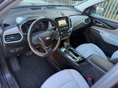 Used 2018 Chevrolet Equinox LS FWD image 16