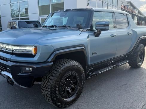 Used 2024 GMC Hummer EV 3X w/ Omega Edition AWD/4WD image 11