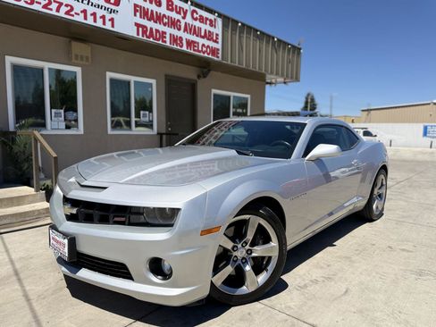 Used 2011 Chevrolet Camaro SS w/ RS Package RWD image 7