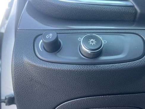 Used 2020 Buick Encore Preferred w/ Safety Package image 22