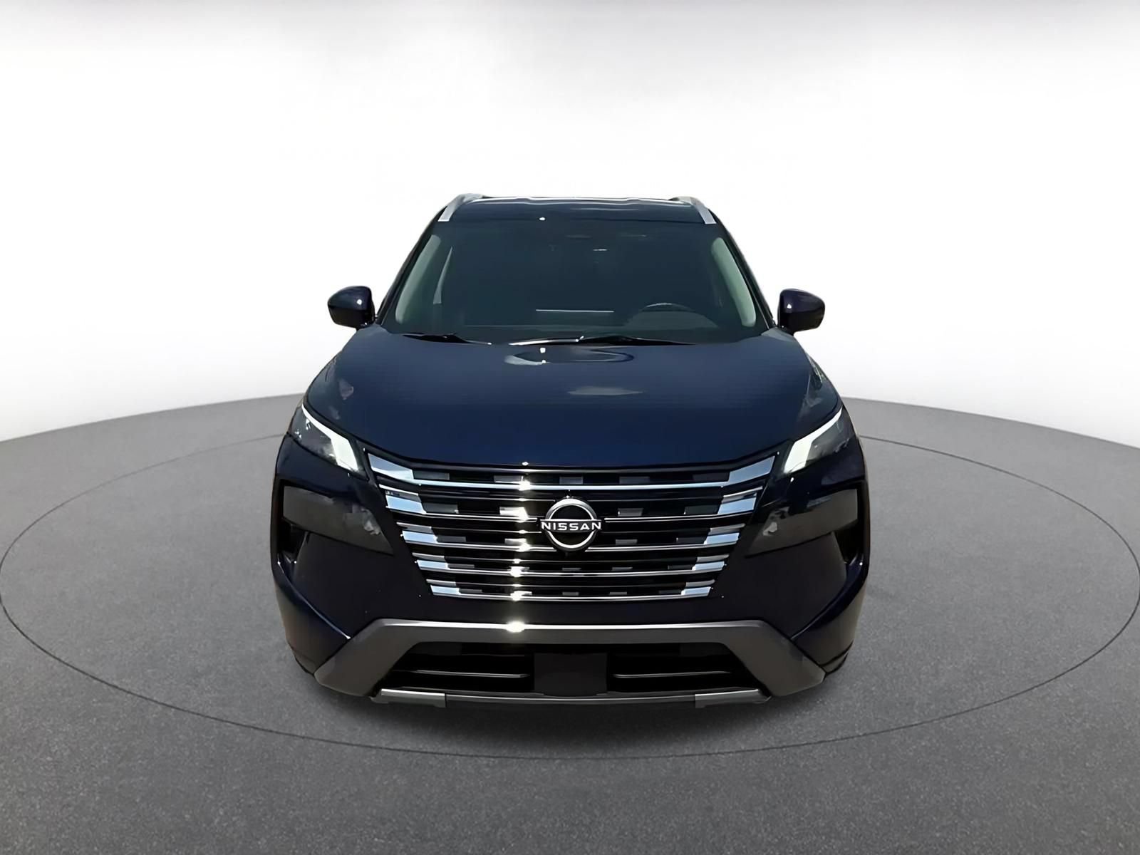 Used 2026 Nissan Rogue SL FWD image 4