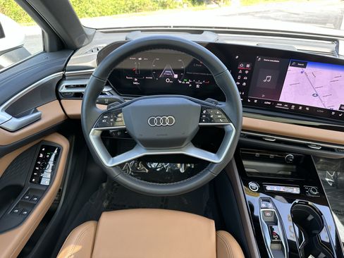 Used 2025 Audi A5 2.0T Premium Plus w/ Premium Plus AWD/4WD image 13