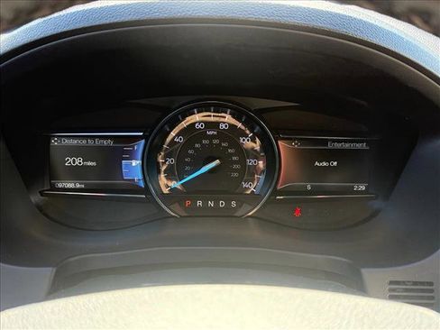 Used 2018 Ford Explorer Limited image 11