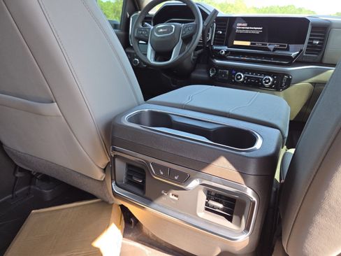 New 2026 GMC Sierra 2500 SLT w/ SLT Premium Package AWD/4WD image 24