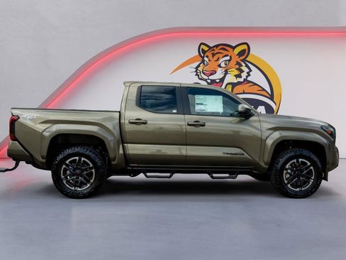 New 2026 Toyota Tacoma TRD Sport image 4