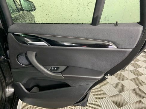Used 2018 BMW X1 xDrive28i image 12