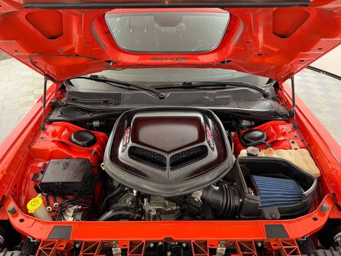 Used 2016 Dodge Challenger R/T Scat Pack RWD image 30