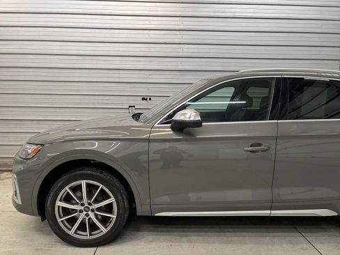 Used 2023 Audi SQ5 Premium w/ Convenience Package AWD/4WD image 3
