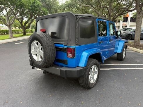 Used 2014 Jeep Wrangler Unlimited Sport AWD/4WD image 3