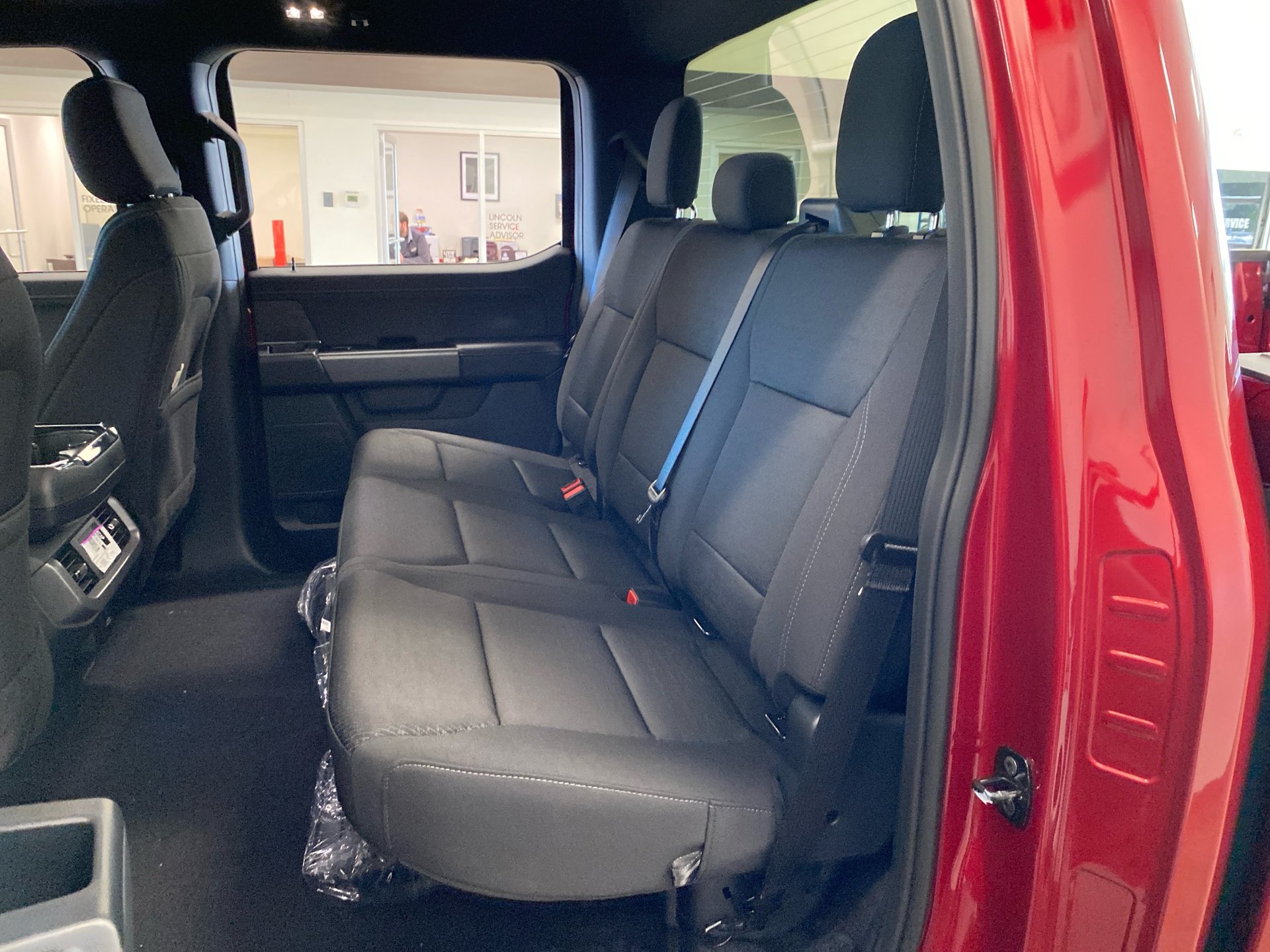 New 2026 Ford F150 XLT w/ FX4 Off-Road Package AWD/4WD image 9