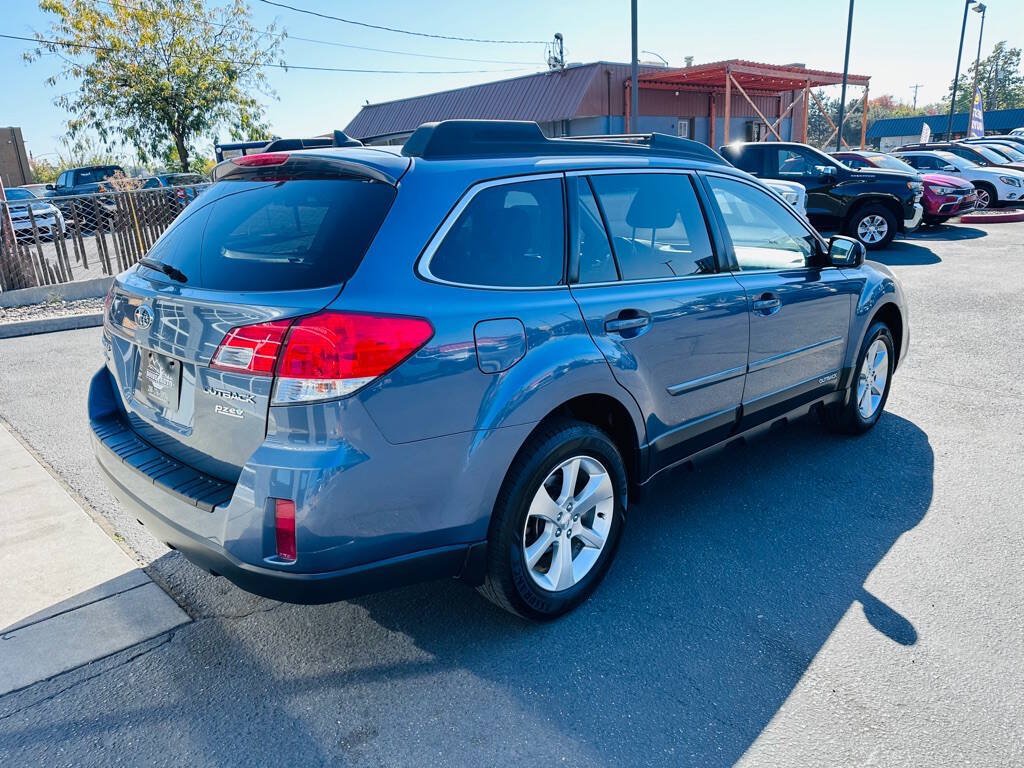Used 2014 Subaru Outback 2.5i Limited AWD/4WD image 7