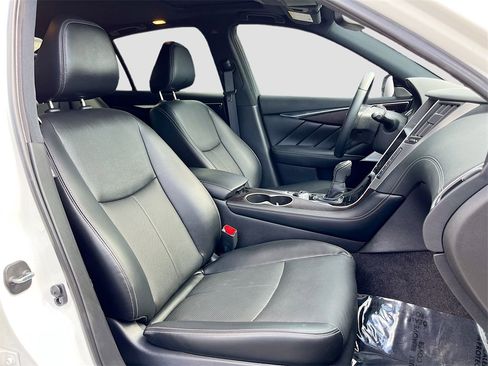 Used 2024 INFINITI Q50 Sensory image 29