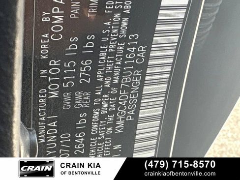 Used 2011 Hyundai Genesis 4.6 RWD image 29
