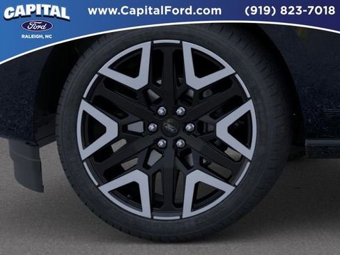 New 2026 Ford Expedition Max Platinum w/ Platinum Ultimate Package image 19