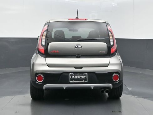 Used 2019 Kia Soul ! FWD image 19