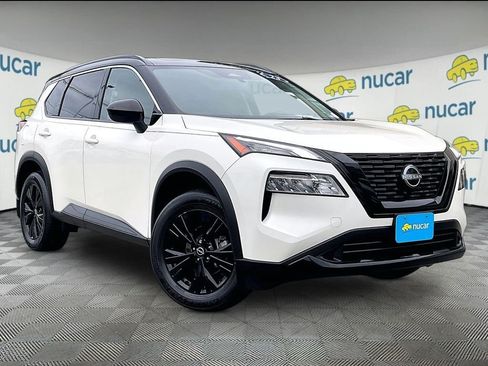 Used 2023 Nissan Rogue SV w/ SV Premium B Package AWD/4WD image 1