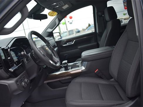 New 2025 Chevrolet Silverado 1500 LT image 24