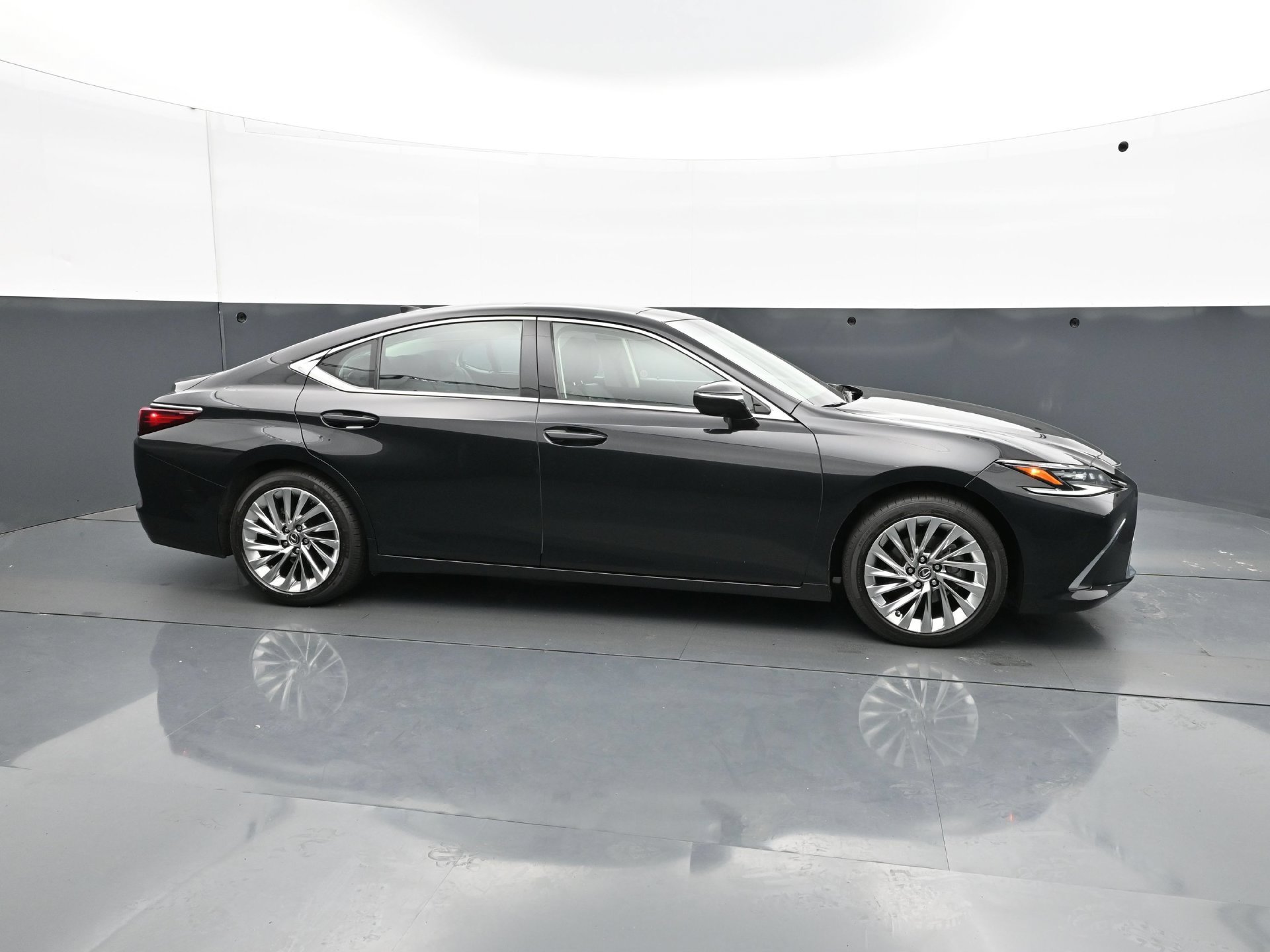 Used 2022 Lexus ES 350 Ultra Luxury FWD image 8