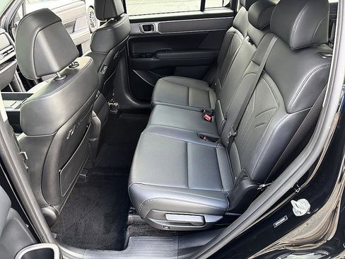 Used 2024 Hyundai Santa Fe SEL FWD image 22